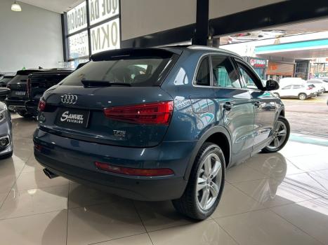 AUDI Q3 2.0 4P TFSI AMBIENTE QUATTRO S-TRONIC AUTOM�TICO, Foto 5