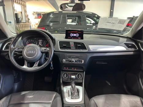AUDI Q3 2.0 4P TFSI AMBIENTE QUATTRO S-TRONIC AUTOM�TICO, Foto 9
