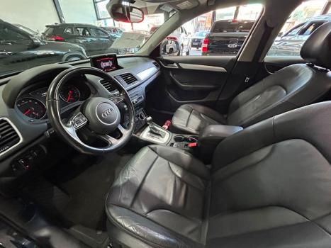 AUDI Q3 2.0 4P TFSI AMBIENTE QUATTRO S-TRONIC AUTOM�TICO, Foto 10