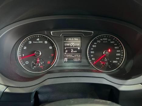 AUDI Q3 2.0 4P TFSI AMBIENTE QUATTRO S-TRONIC AUTOM�TICO, Foto 16