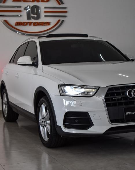 AUDI Q3 2.0 4P TFSI AMBIENTE QUATTRO S-TRONIC AUTOM�TICO, Foto 4