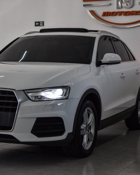 AUDI Q3 2.0 4P TFSI AMBIENTE QUATTRO S-TRONIC AUTOM�TICO, Foto 5
