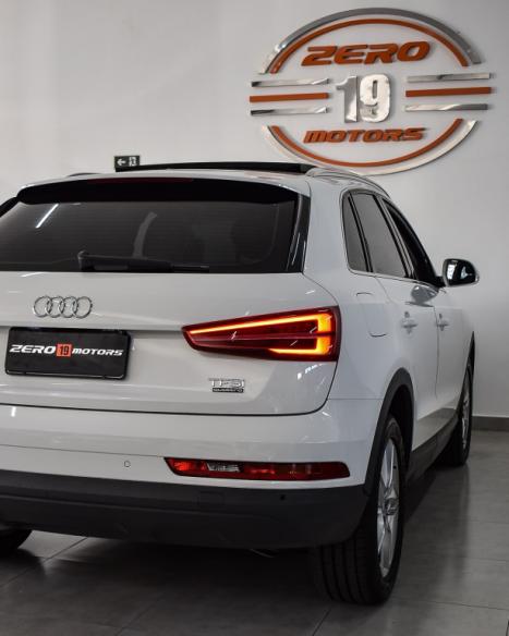 AUDI Q3 2.0 4P TFSI AMBIENTE QUATTRO S-TRONIC AUTOM�TICO, Foto 10
