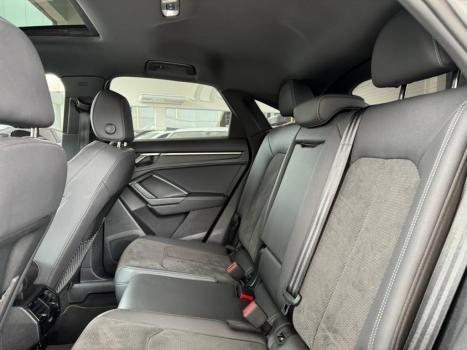 AUDI Q3 , Foto 12