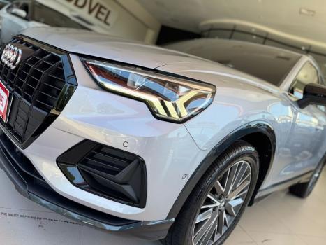 AUDI Q3 , Foto 4