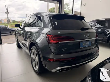 AUDI Q5 2.0 16V 4P TFSI S-LINE QUATTRO S-TRONIC AUTOM�TICO, Foto 5