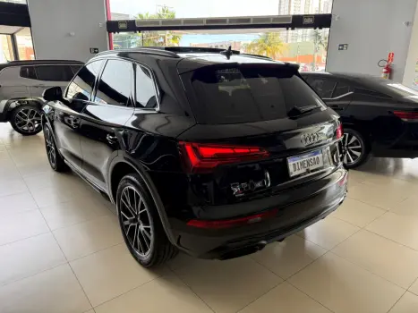 AUDI Q5 2.0 16V 4P TFSI SPORTBACK S-LINE BLACK S-TRONIC QUATTRO AUTOM�TICO, Foto 3