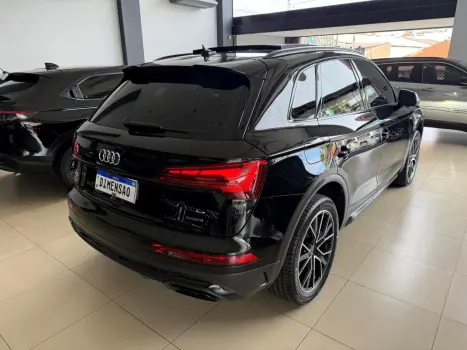 AUDI Q5 2.0 16V 4P TFSI SPORTBACK S-LINE BLACK S-TRONIC QUATTRO AUTOM�TICO, Foto 4