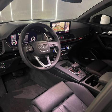 AUDI Q5 2.0 16V 4P TFSI SPORTBACK S-LINE BLACK S-TRONIC QUATTRO AUTOM�TICO, Foto 4