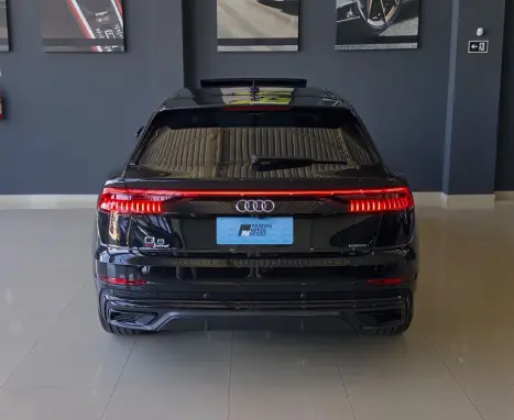 AUDI Q8 3.0 V6 24V 4P TFSI PERFORMANCE BLACK QUATTRO AUTOM�TICO TIPTRONIC, Foto 8