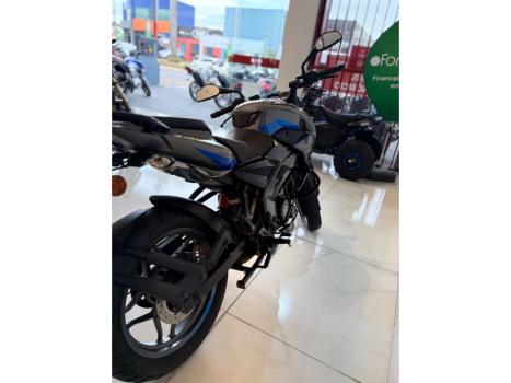 BAJAJ Dominar 160 , Foto 5
