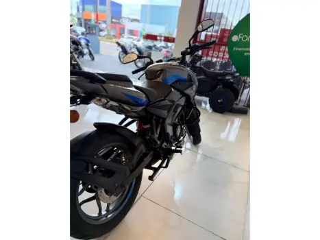 BAJAJ Dominar 160 , Foto 5