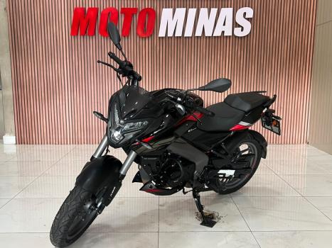 BAJAJ Dominar 160 , Foto 2