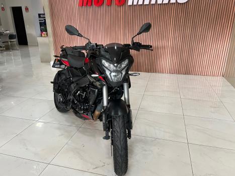 BAJAJ Dominar 160 , Foto 8