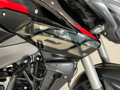 BAJAJ Dominar 160 , Foto 11