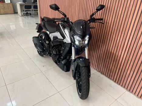 BAJAJ Dominar 200 , Foto 7