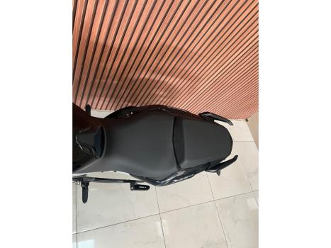 BAJAJ Dominar 200 , Foto 13