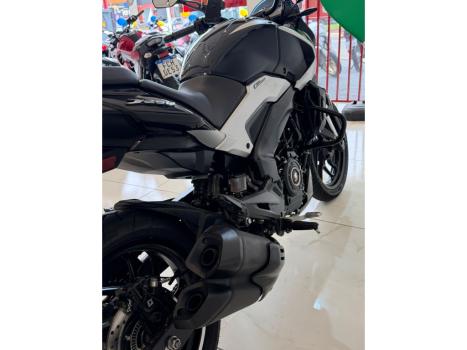BAJAJ Dominar 250 , Foto 6