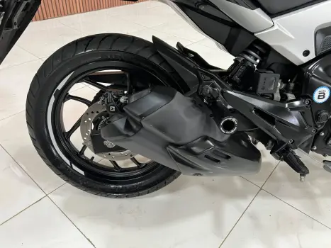 BAJAJ Dominar 250 , Foto 11