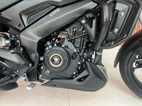 BAJAJ Dominar 400 , Foto 8