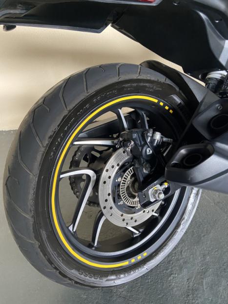 BAJAJ Dominar 400 , Foto 11