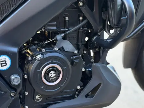 BAJAJ Dominar 400 , Foto 9