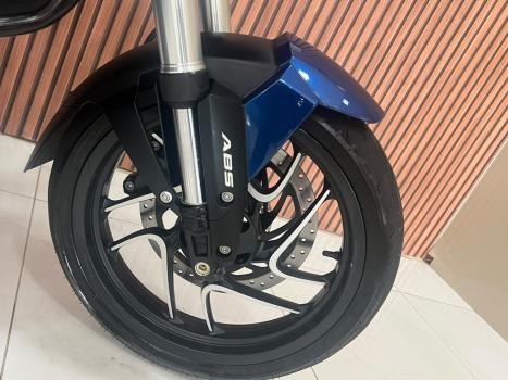 BAJAJ Dominar 400 , Foto 9