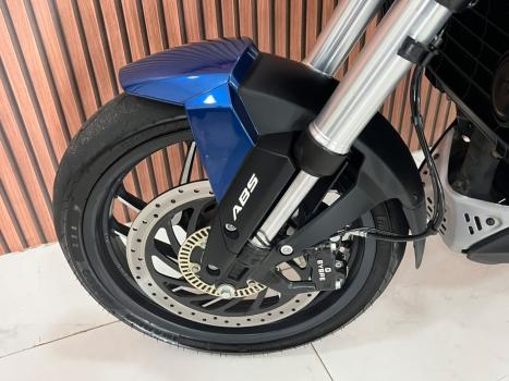 BAJAJ Dominar 400 , Foto 15