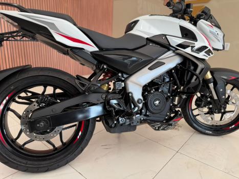 BAJAJ Dominar NS 400Z , Foto 12