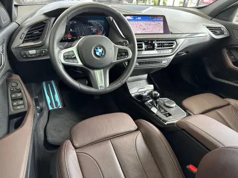 BMW 118i 1.5 12V 4P SPORT GP TURBO STEPTRONIC AUTOMTICO, Foto 9