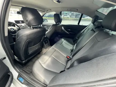 BMW 320I 2.0 16V 4P SPORT GP TURBO AUTOMÁTICO, Foto 8 BMW 320I 2.0 16V 4P SPORT GP TURBO AUTOMÁTICO, Foto 8