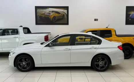 BMW 320I 2.0 16V 4P SPORT TURBO ACTIVE FLEX AUTOMTICO, Foto 2