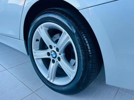 BMW 320I 2.0 16V 4P SPORT TURBO ACTIVE FLEX AUTOM�TICO, Foto 21