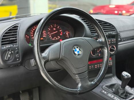 BMW 325I 2.5 24V 4P, Foto 8 BMW 325I 2.5 24V 4P, Foto 8