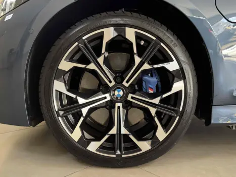 BMW 330E , Foto 8