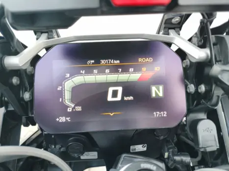 BMW R 1250 GS ADVENTURE TRIPLE BLACK, Foto 2