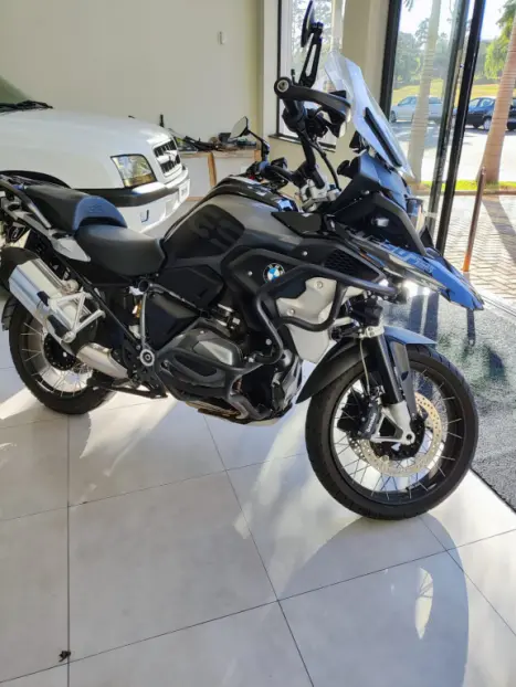 BMW R 1250 GS TRIPLE BLACK OPTION 719, Foto 1