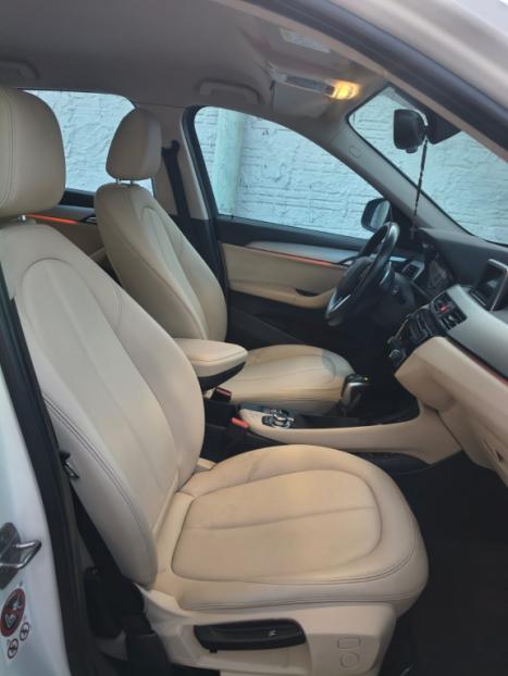BMW X1 2.0 16V 4P 18I S DRIVE AUTOM�TICO, Foto 7