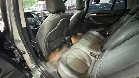 BMW X1 2.0 16V 4P S DRIVE 20I X-LINE TURBO AUTOM�TICO, Foto 10