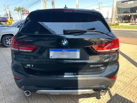 BMW X1 2.0 16V 4P S DRIVE 20I X-LINE TURBO AUTOM�TICO, Foto 13