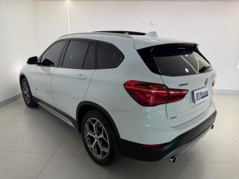 BMW X1 2.0 16V 4P S DRIVE 20I X-LINE TURBO AUTOM�TICO, Foto 13