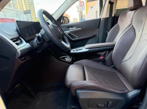 BMW X1 2.0 16V 4P S DRIVE 20I X-LINE TURBO AUTOM�TICO, Foto 11