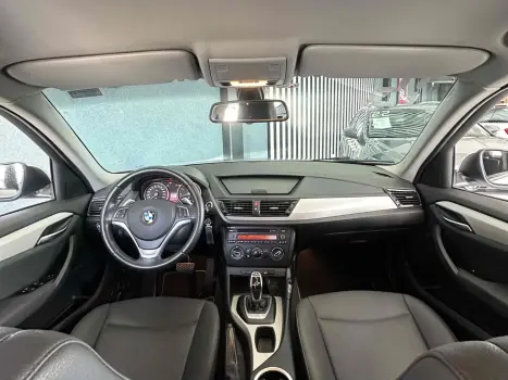 BMW X1 2.0 16V 4P SDRIVE 20I ACTIVEFLEX TURBO AUTOMÁTICO, Foto 11 BMW X1 2.0 16V 4P SDRIVE 20I ACTIVEFLEX TURBO AUTOMÁTICO, Foto 11