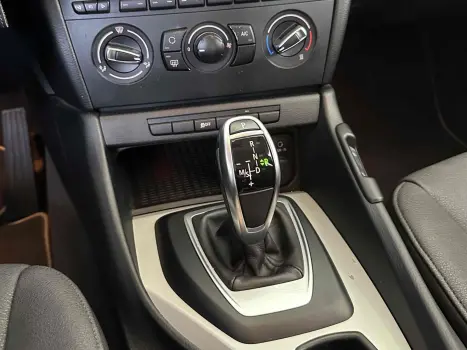 BMW X1 2.0 16V 4P SDRIVE 20I ACTIVEFLEX TURBO AUTOMÁTICO, Foto 14 BMW X1 2.0 16V 4P SDRIVE 20I ACTIVEFLEX TURBO AUTOMÁTICO, Foto 14