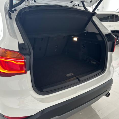 BMW X1 2.0 16V 4P SDRIVE 20I ACTIVEFLEX TURBO AUTOMÁTICO, Foto 21 BMW X1 2.0 16V 4P SDRIVE 20I ACTIVEFLEX TURBO AUTOMÁTICO, Foto 21