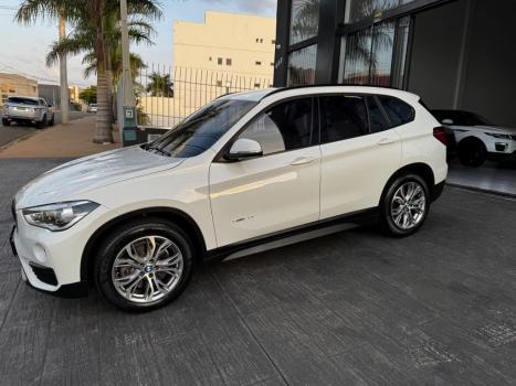 BMW X1 2.0 16V 4P SDRIVE 20I ACTIVEFLEX TURBO AUTOMÁTICO, Foto 4 BMW X1 2.0 16V 4P SDRIVE 20I ACTIVEFLEX TURBO AUTOMÁTICO, Foto 4