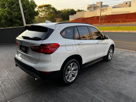 BMW X1 2.0 16V 4P SDRIVE 20I ACTIVEFLEX TURBO AUTOMÁTICO, Foto 10 BMW X1 2.0 16V 4P SDRIVE 20I ACTIVEFLEX TURBO AUTOMÁTICO, Foto 10