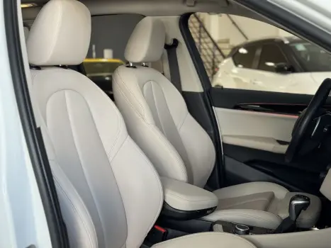 BMW X1 2.0 16V 4P SDRIVE 20I X-LINE ACTIVEFLEX TURBO AUTOMTICO, Foto 9