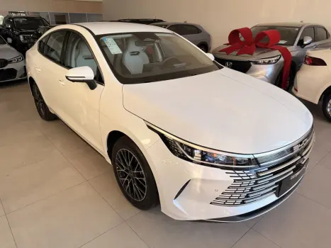 BYD King 1.5 16V 4P GS DM-I PHEV AUTOM�TICO, Foto 8