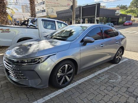 BYD King 1.5 16V 4P GL DM-I PHEV AUTOM�TICO, Foto 1